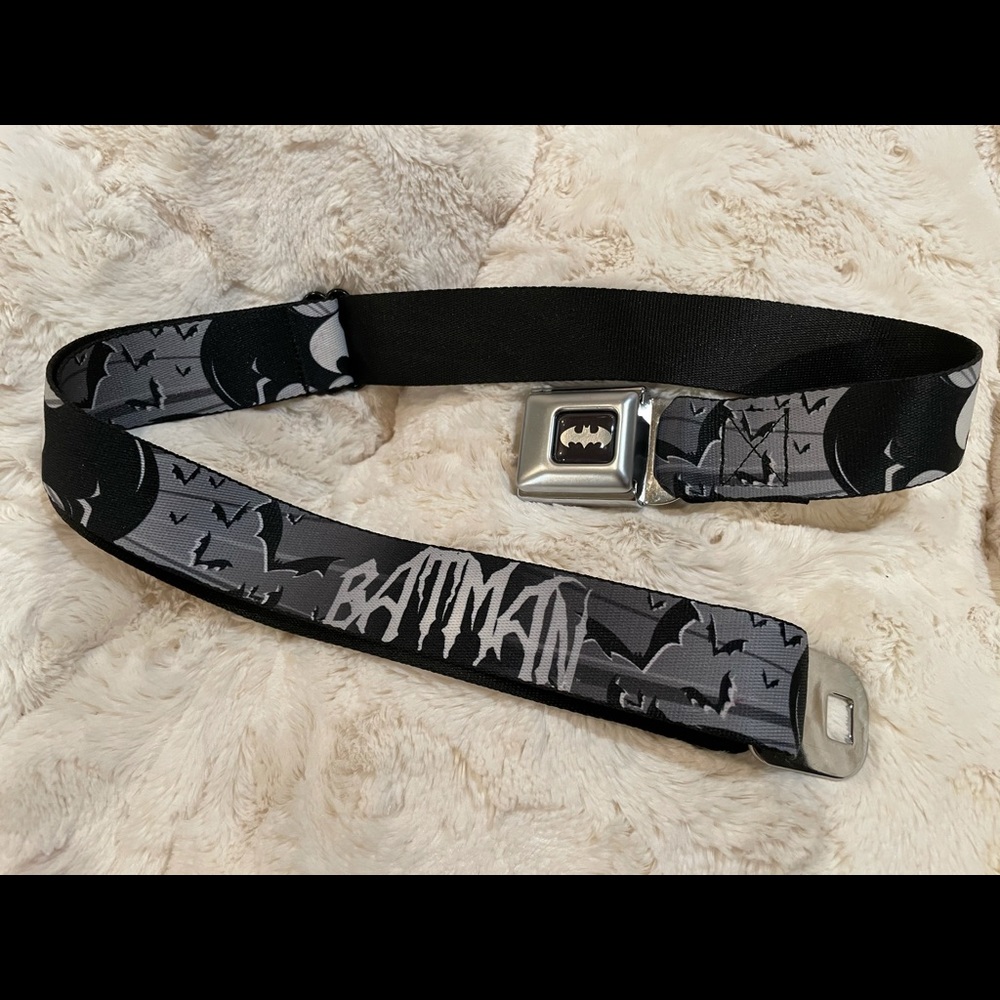 Batman buckle belt